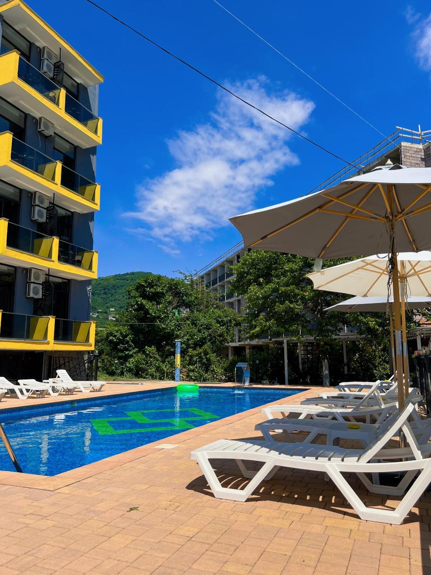 Casa Del Mar Hotel Kvariati Exterior foto